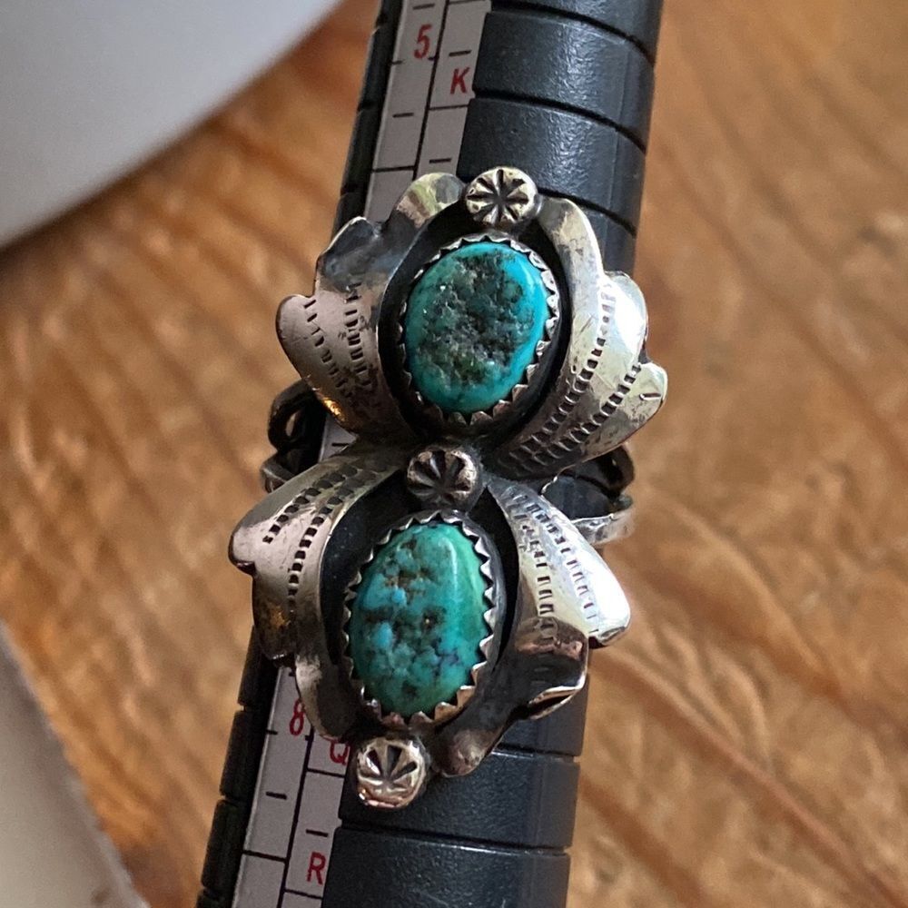 💛 Vintage Navajo Sterling Silver Turquoise Flower Ring - Picture 4 of 5